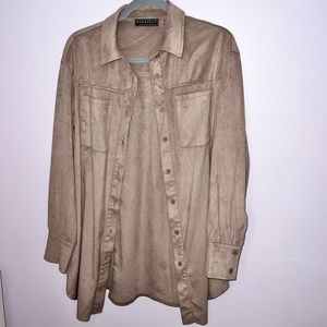Bagatelle Womens Taupe Velour Button Down Shirt